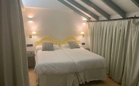 Turistic Apartment Sevillanos SL